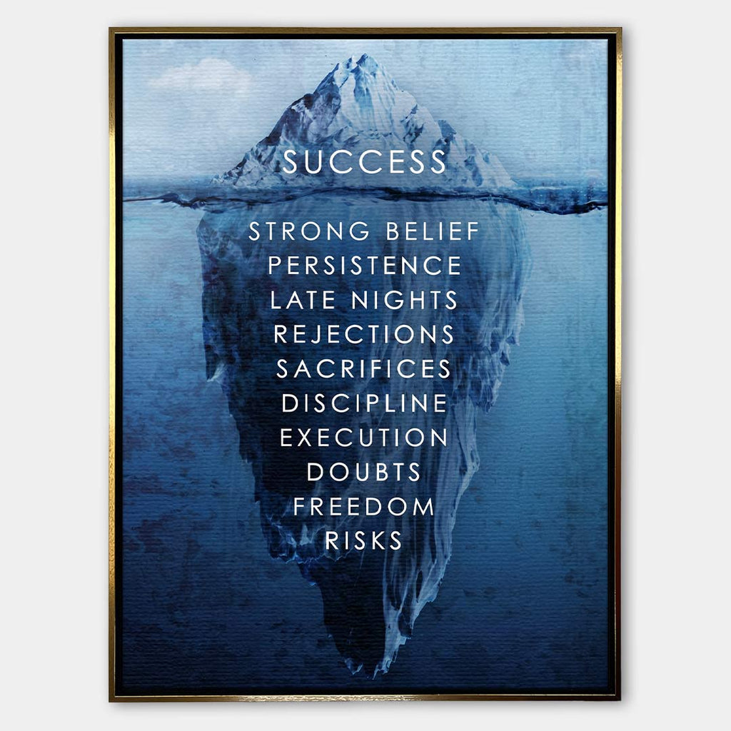 Motywacyjny obraz na płótnie Iceberg of Success marki Huephant. Wydruk galeryjny przedstawiający górę lodową sukcesu w czarnej ramie, sztuka nowoczesna do biura.