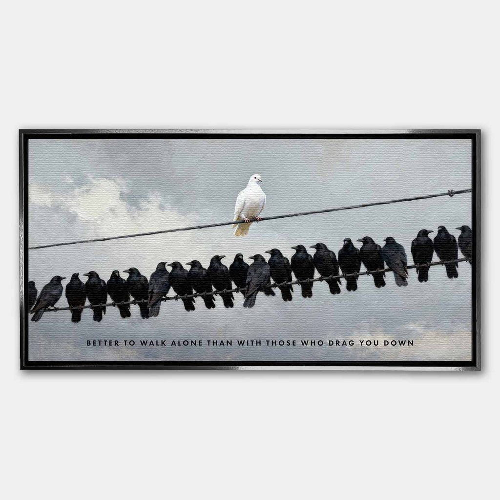 motywacyjny Obraz na płótnie Better to Walk Alone – biała gołębica pośród czarnych ptaków, symbol niezależności i siły charakteru, sztuka Huephant.