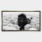 Motywacyjny obraz z Lwem na płótnie Lion Dominance – czarny lew wśród białych owiec z napisem „Dominance Is a Choice”, symbol siły i przywództwa.