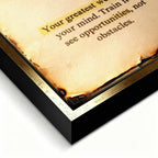 Motywacyjny obraz na płótnie Train Your Mind – cytat o sile umysłu na tle spalonego papieru, symbol wewnętrznej mocy i samodyscypliny.