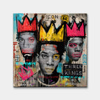 Obraz na płótnie 3 Kings w stylu neoekspresjonizmu i graffiti z motywem Basquiata i koronami. Wydruk galeryjny nowoczesny, sztuka uliczna.