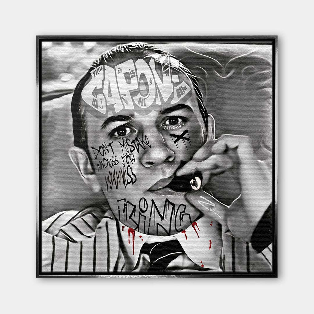 Czarno-biały obraz na płótnie z Al Capone palącym cygaro, ozdobiony napisami graffiti. Nowoczesny wydruk galeryjny w stylu gangsterskim.