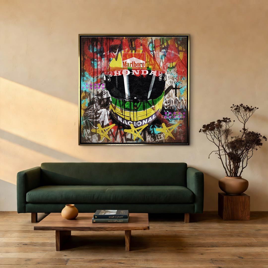 Obraz na płótnie przedstawiający żółty kask Ayrtona Senny w stylu pop-art i graffiti. Sztuka nowoczesna, wydruk galeryjny dla fanów F1.