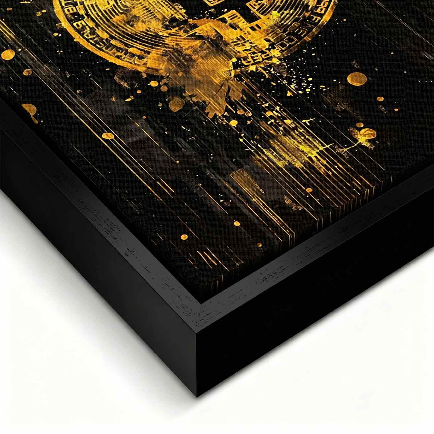 Obraz na płótnie Bitcoin Black. Sztuka nowoczesna i wydruk galeryjny ukazujący złote, dynamiczne logo kryptowaluty na czarnym tle z efektem rozbryzgu.