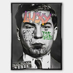 Czarno-biały obraz na płótnie przedstawiający zdjęcie policyjne Lucky Luciano z napisami Capo Di Tutti Capi w stylu graffiti. Nowoczesny wydruk galeryjny pop-art.