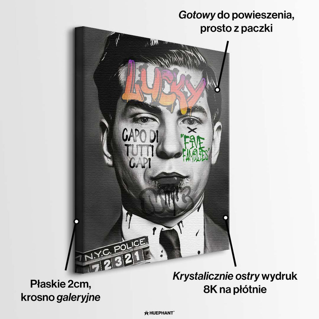 Czarno-biały obraz na płótnie przedstawiający zdjęcie policyjne Lucky Luciano z napisami Capo Di Tutti Capi w stylu graffiti. Nowoczesny wydruk galeryjny pop-art.
