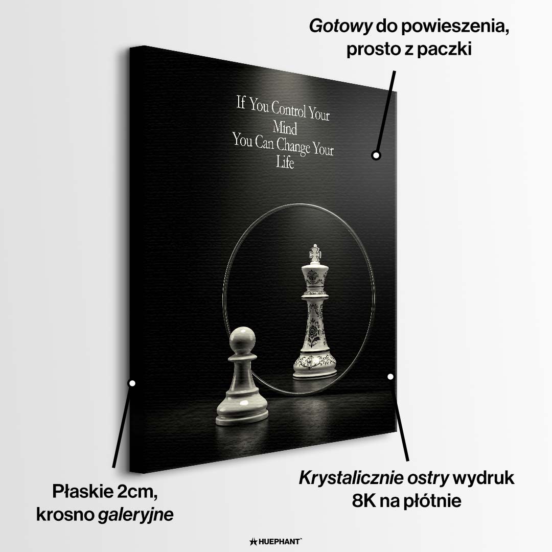 Motywacyjny obraz na płótnie z pionkiem szachowym odbijającym się w lustrze jako król. Nowoczesny wydruk galeryjny w ciemnych tonach z angielskim cytatem.
