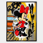 Obraz na płótnie Drink Champagne, pop art z ikoniczną myszką, kieliszkiem, pomarańczowym autem i graffiti na żółtym tle.