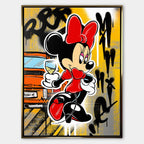 Obraz na płótnie Drink Champagne, pop art z ikoniczną myszką, kieliszkiem, pomarańczowym autem i graffiti na żółtym tle.