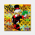 Obraz na płótnie Scrooge Cash. Nowoczesna sztuka i wydruk galeryjny pop-art ze Sknerusem McKwaczem, plikiem banknotów, graffiti i luksusowym monogramem.