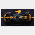 obraz na płótnie f1 mclaren bolid z lotu ptaka pomarańczowo czarny motorsport