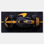 obraz na płótnie f1 mclaren bolid z lotu ptaka pomarańczowo czarny motorsport