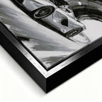 Obraz na płótnie Ferrari LaFerrari – czarno-biała dynamiczna scena supersamochodu jadącego przez tunel, sztuka do biura lub wnętrza pasjonata motoryzacji.