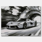 Obraz na płótnie Ferrari LaFerrari – czarno-biała dynamiczna scena supersamochodu jadącego przez tunel, sztuka do biura lub wnętrza pasjonata motoryzacji.