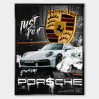 Obraz na płótnie z białym sportowym coupe, złotym herbem i graffiti na czarnym tle, nowoczesna sztuka motoryzacyjna.