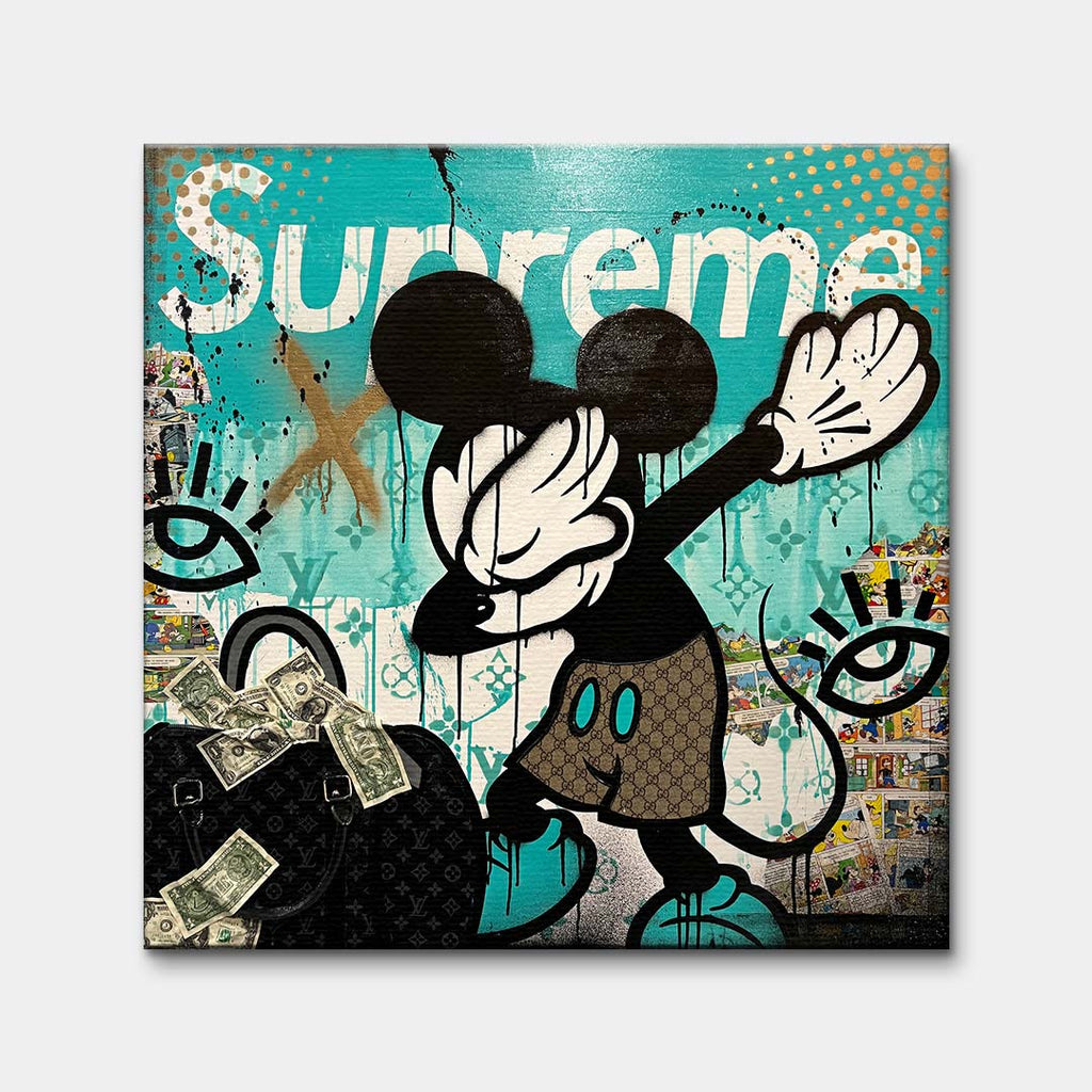 Obraz na płótnie pop art przedstawiający postać myszki robiącą dab obok luksusowej torby z pieniędzmi, wydruk galeryjny, sztuka nowoczesna.