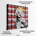 Obraz na płótnie przedstawiający Marilyn Monroe na tle puszek zupy Campbell's w stylu graffiti z napisem Be Free. Nowoczesny wydruk galeryjny pop-art.