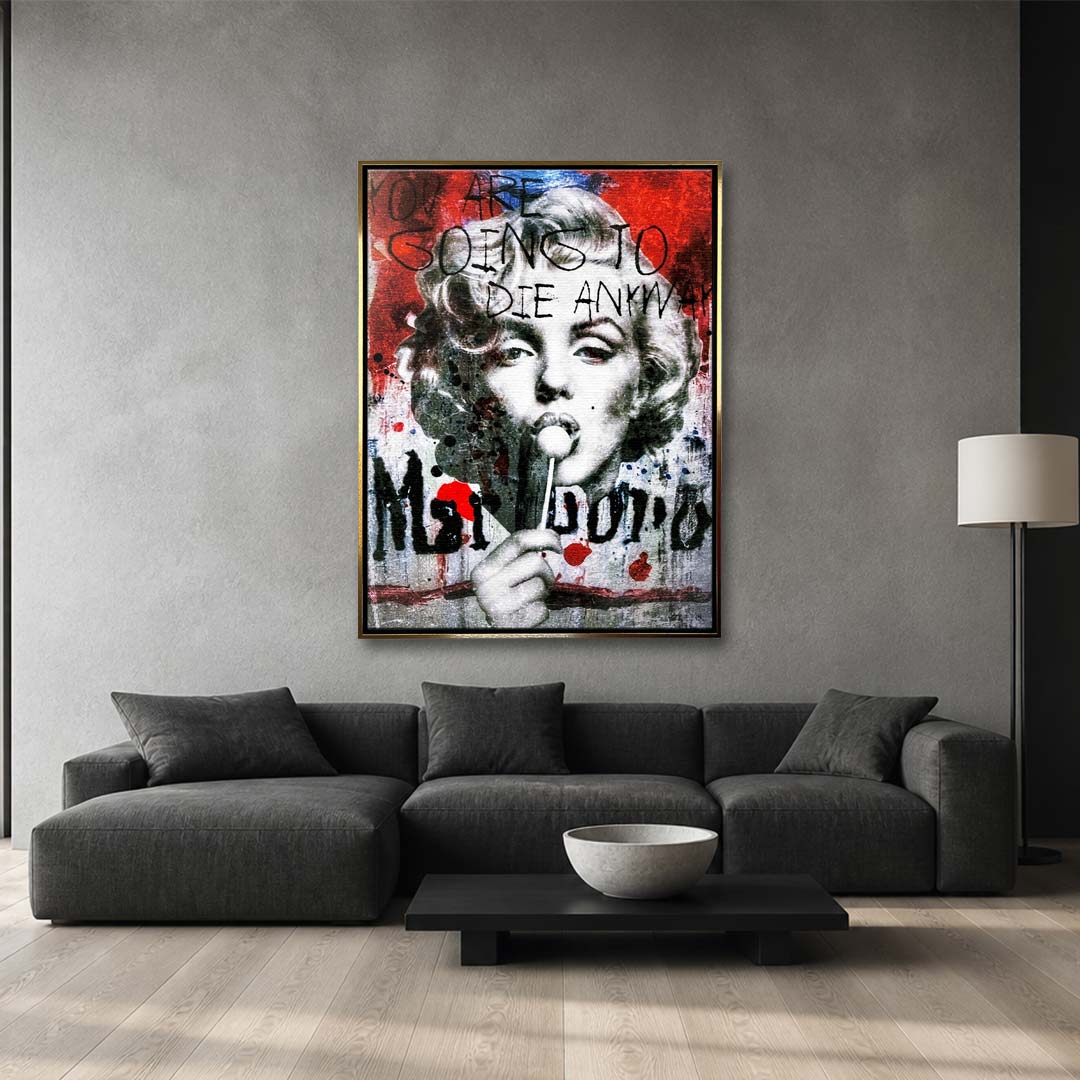 Nowoczesny obraz na płótnie Marilyn Monroe Marlboro. Wydruk galeryjny pop art z lizakiem, czarnym napisem Marlboro i tekstem You are going to die anyway.