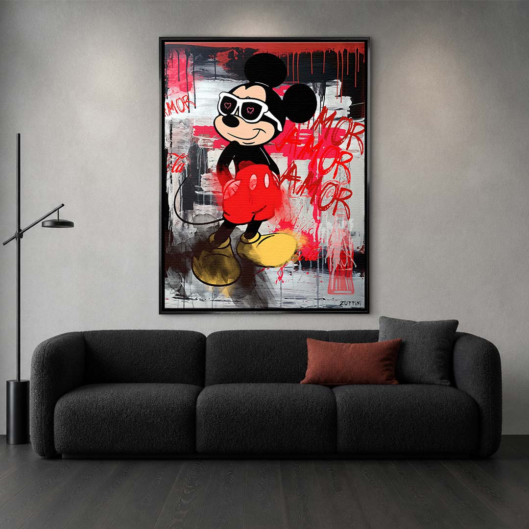 Obraz na płótnie Myszka Miki autorstwa  Zuppini, w okularach przeciwsłonecznych, styl pop-art graffiti z napisem Amor i butelką Coca-Cola, nowoczesny wydruk galeryjny Huephant.
