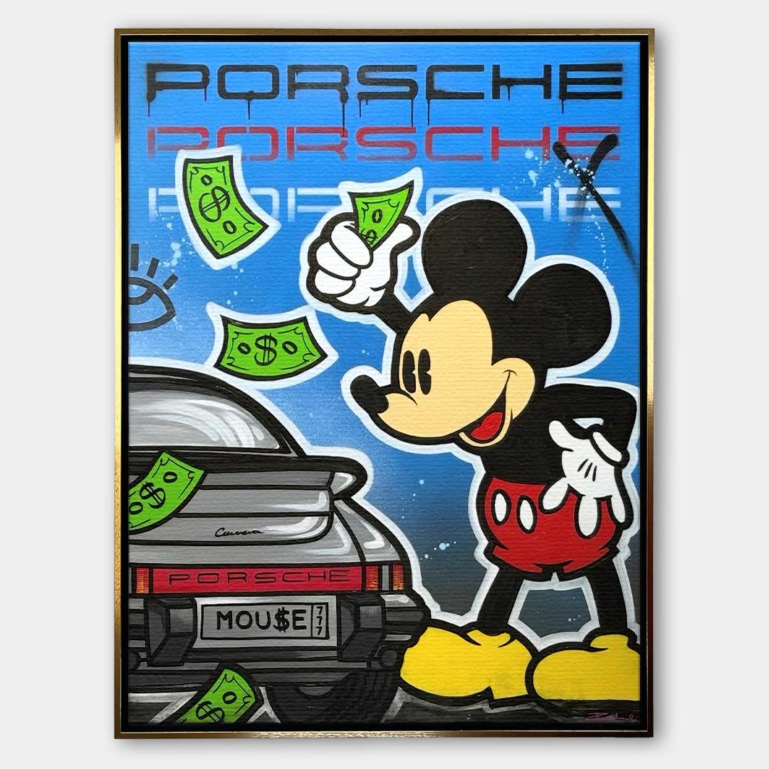 Nowoczesny obraz na płótnie street art przedstawiający postać myszki, sportowe auto i banknoty, wydruk galeryjny.