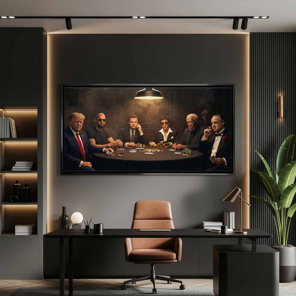 Obraz "Poker Deal" na płótnie przedstawiający sławne postacie grające w pokera: Donald Trump, Andrew Tate, Leonardo DiCaprio (Wilk z Wall Street), Al Pacino (Scarface), Morgan Freeman i Marlon Brando (Ojciec Chrzestny) przy stole pełnym złota i żetonów.