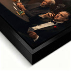 Obraz "Poker Deal" na płótnie przedstawiający sławne postacie grające w pokera: Donald Trump, Andrew Tate, Leonardo DiCaprio (Wilk z Wall Street), Al Pacino (Scarface), Morgan Freeman i Marlon Brando (Ojciec Chrzestny) przy stole pełnym złota i żetonów.