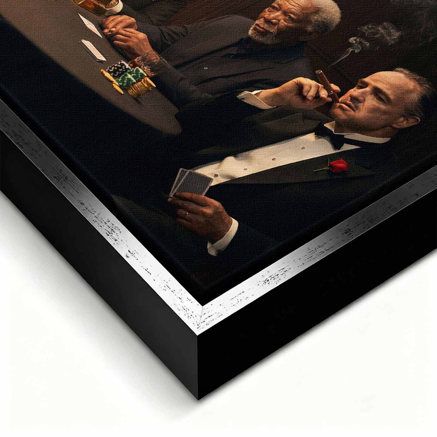 Obraz "Poker Deal" na płótnie przedstawiający sławne postacie grające w pokera: Donald Trump, Andrew Tate, Leonardo DiCaprio (Wilk z Wall Street), Al Pacino (Scarface), Morgan Freeman i Marlon Brando (Ojciec Chrzestny) przy stole pełnym złota i żetonów.