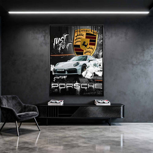 Obraz na płótnie Porsche Just Do It z białym Porsche GT3 i napisem motywacyjnym, symbolizujący luksus, działanie i determinację.