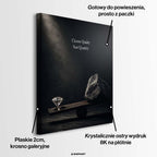 Motywacyjny obraz na płótnie przedstawiający diament przeważający kamień na wadze. Napis Choose Quality Not Quantity, wydruk galeryjny w ciemnych barwach.
