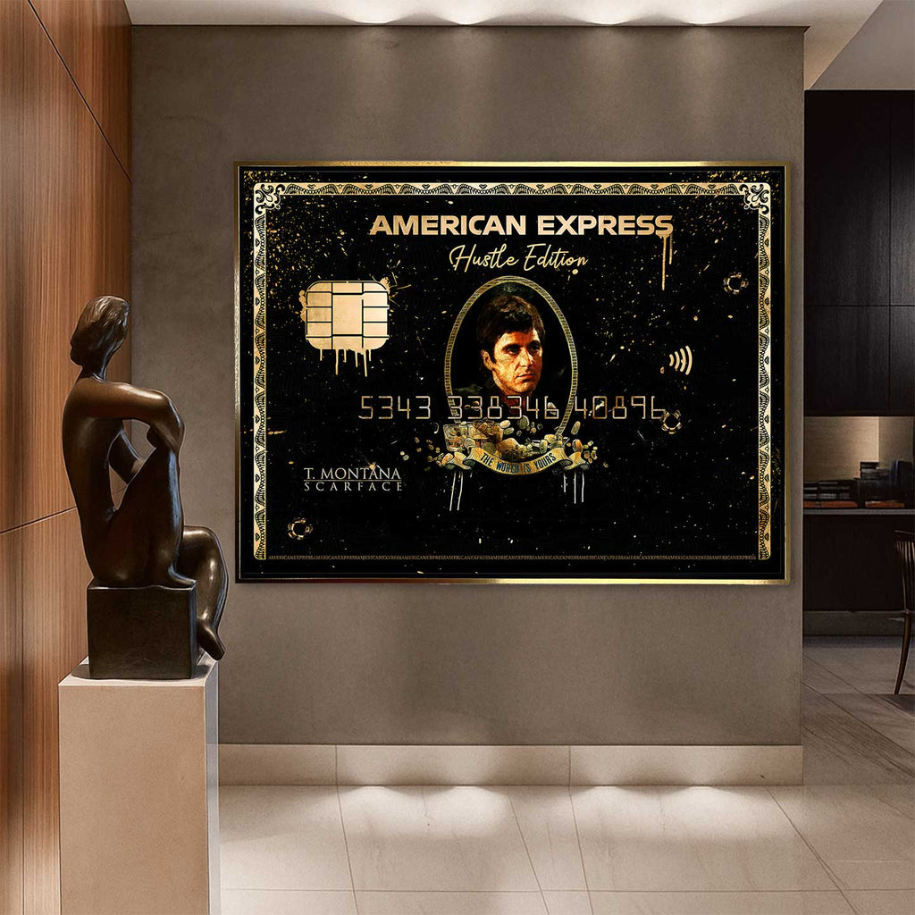 Obraz na płótnie „Scarface Express” z Tonym Montaną, w stylu luksusowej karty kredytowej American Express, otoczony złotymi detalami i napisem „The World Is Yours”.