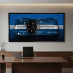 Obraz na płótnie Shelby Cobra 427 – widok z góry na niebieską klasyczną Cobrę z białymi pasami, motoryzacyjna sztuka.