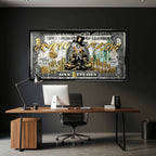 Obraz na płótnie Sknerus McKwacz Crypto Duck, stylizacja na banknot Bitcoin, postać w złotych szatach, napis Crypto is King, wydruk galeryjny, sztuka nowoczesna.