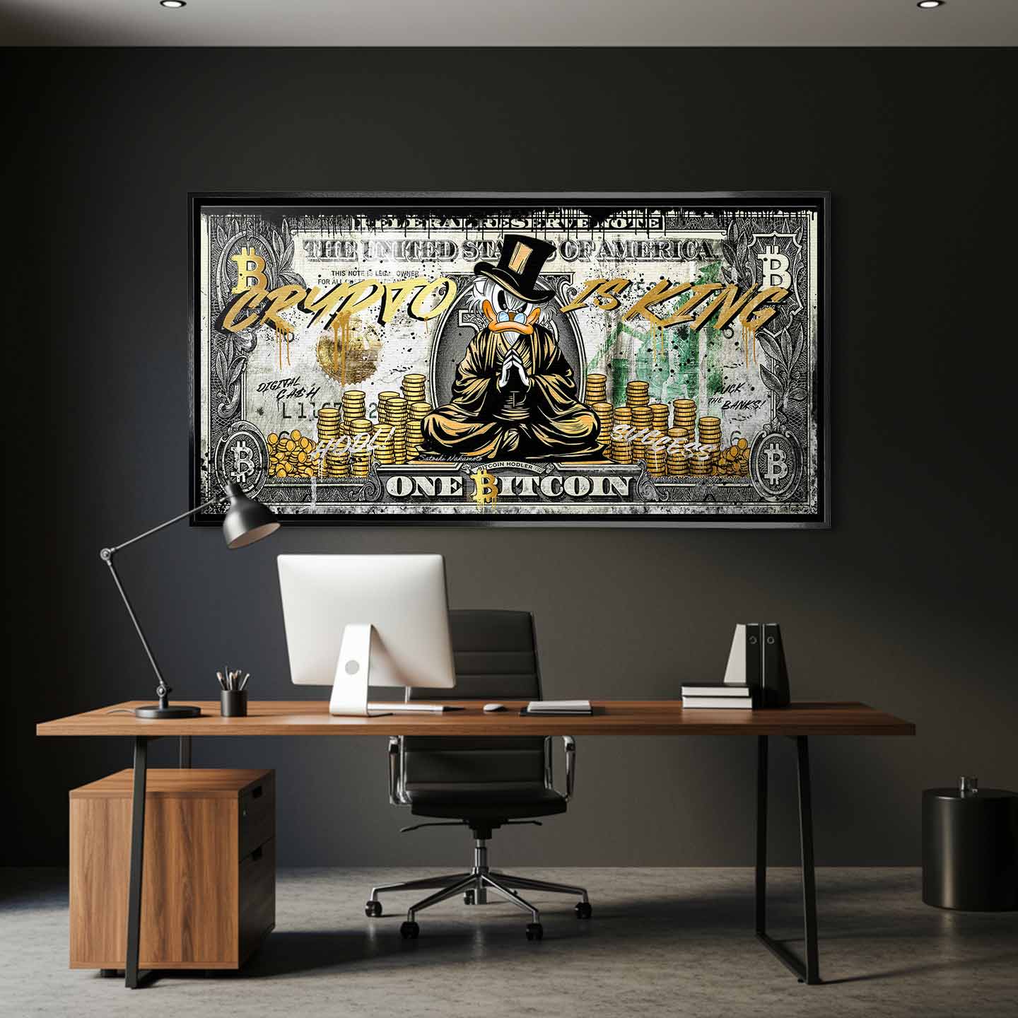 Obraz na płótnie Sknerus McKwacz Crypto Duck, stylizacja na banknot Bitcoin, postać w złotych szatach, napis Crypto is King, wydruk galeryjny, sztuka nowoczesna.