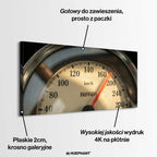 Obraz na płótnie vintage licznik Ferrari. Zbliżenie na prędkościomierz z napisem Ferrari, styl retro, motoryzacja. Limitowana edycja dekoracji ściennej do biura lub salonu.