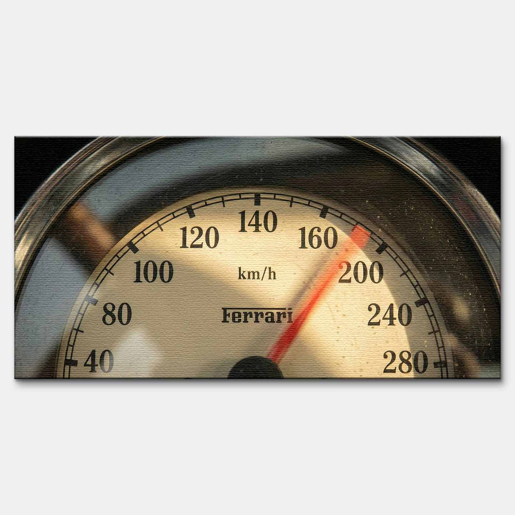 Obraz na płótnie vintage licznik Ferrari. Zbliżenie na prędkościomierz z napisem Ferrari, styl retro, motoryzacja. Limitowana edycja dekoracji ściennej do biura lub salonu.