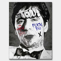 Czarno-biały obraz na płótnie Tony Montana Miami z filmu Człowiek z blizną. Wydruk galeryjny pop art z graffiti, napisem Tony i czerwonym tekstem The world is yours.