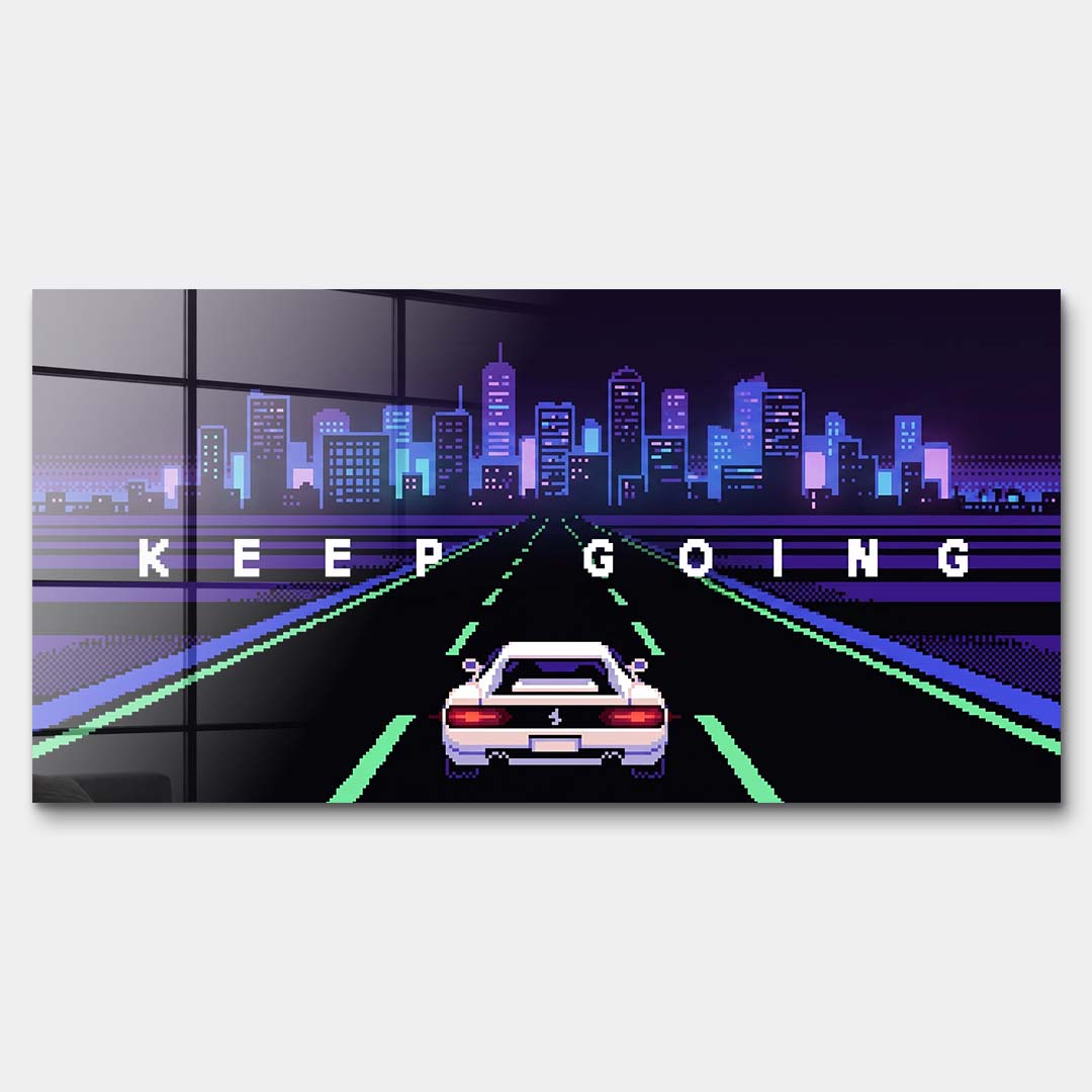 Wydruk galeryjny na szkle akrylowym w stylu pixel art przedstawiający biały sportowy samochód na autostradzie z napisem Keep Going i neonowym miastem.
