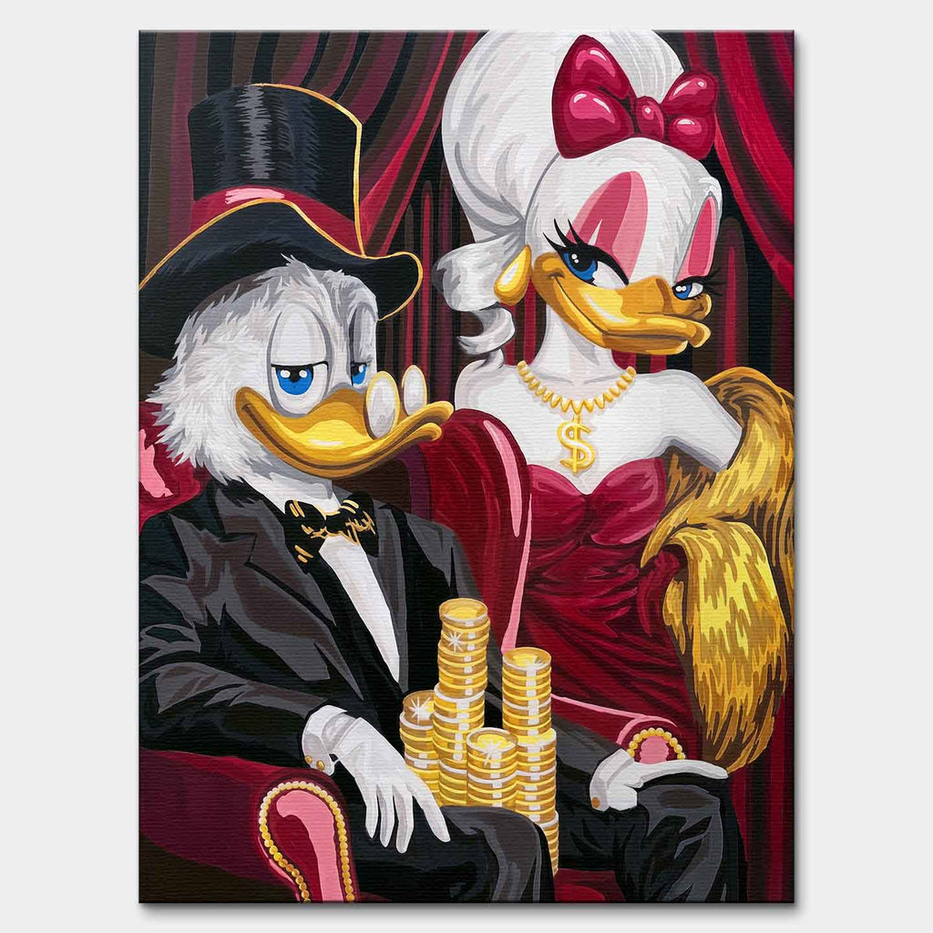 Obraz na płótnie Old Money Duck – elegancka para kaczek, złote monety i czerwone wnętrze w stylu pop art, nowoczesny wydruk galeryjny.