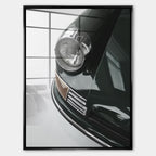 Obraz Headlight – Szkło akrylowe – Czarna rama – Huephant