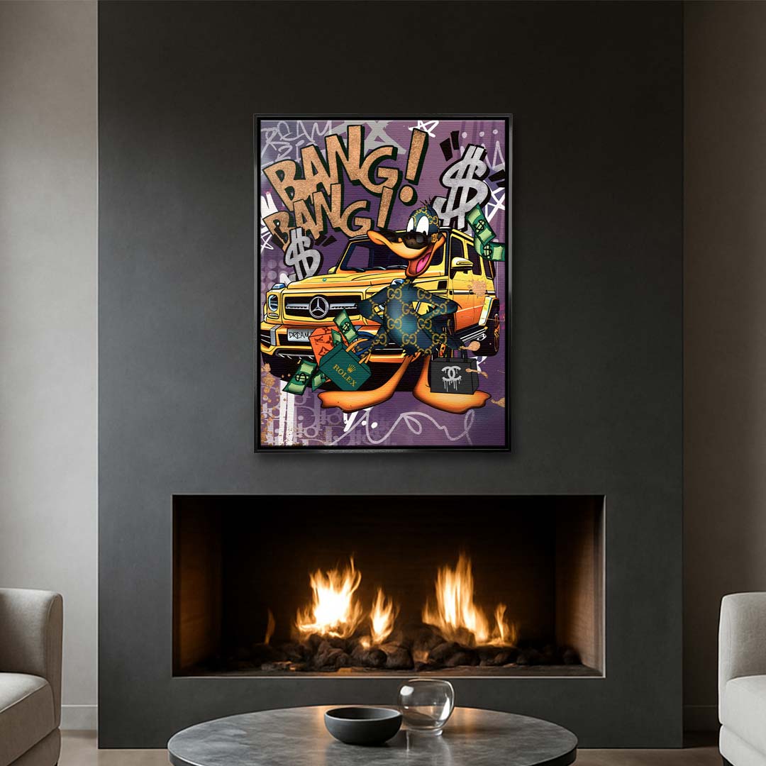 Nowoczesna sztuka pop-art: obraz na płótnie z postacią kaczora na tle żółtego auta i torby Rollie. Ekskluzywny wydruk galeryjny od Huephant.