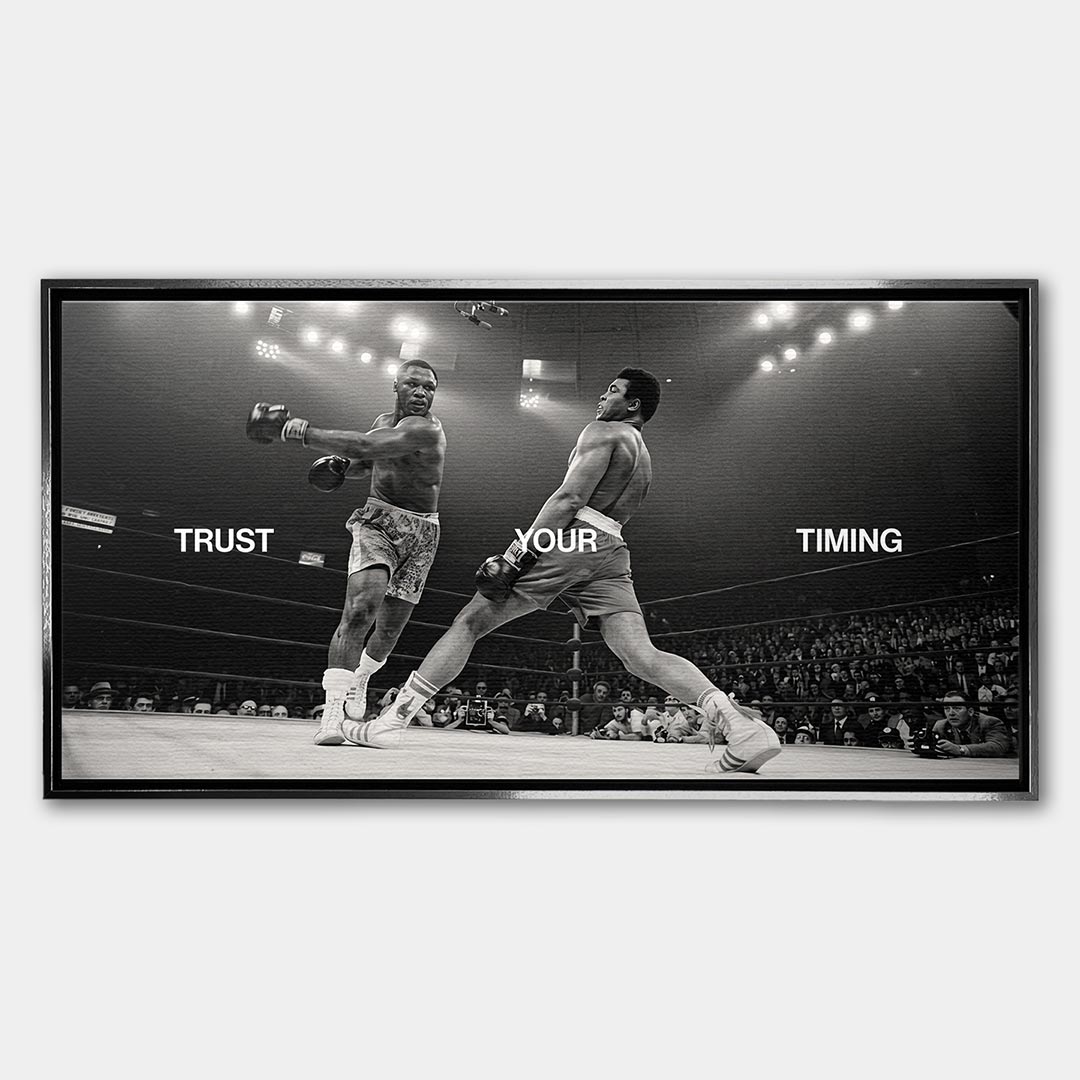Obraz Trust Your Timing – Płótno – Srebrna rama – Huephant