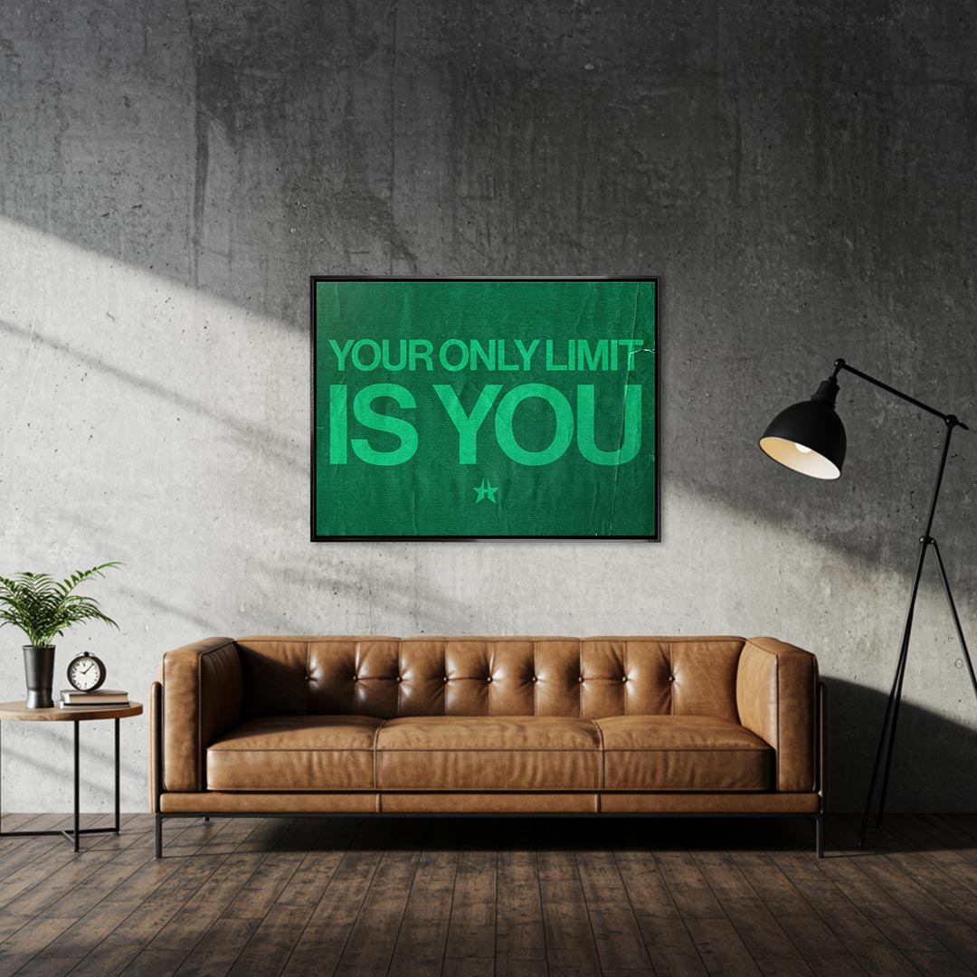 Obraz Your Only Limit Is You – czarna rama – aranżacja we wnętrzu – Huephant